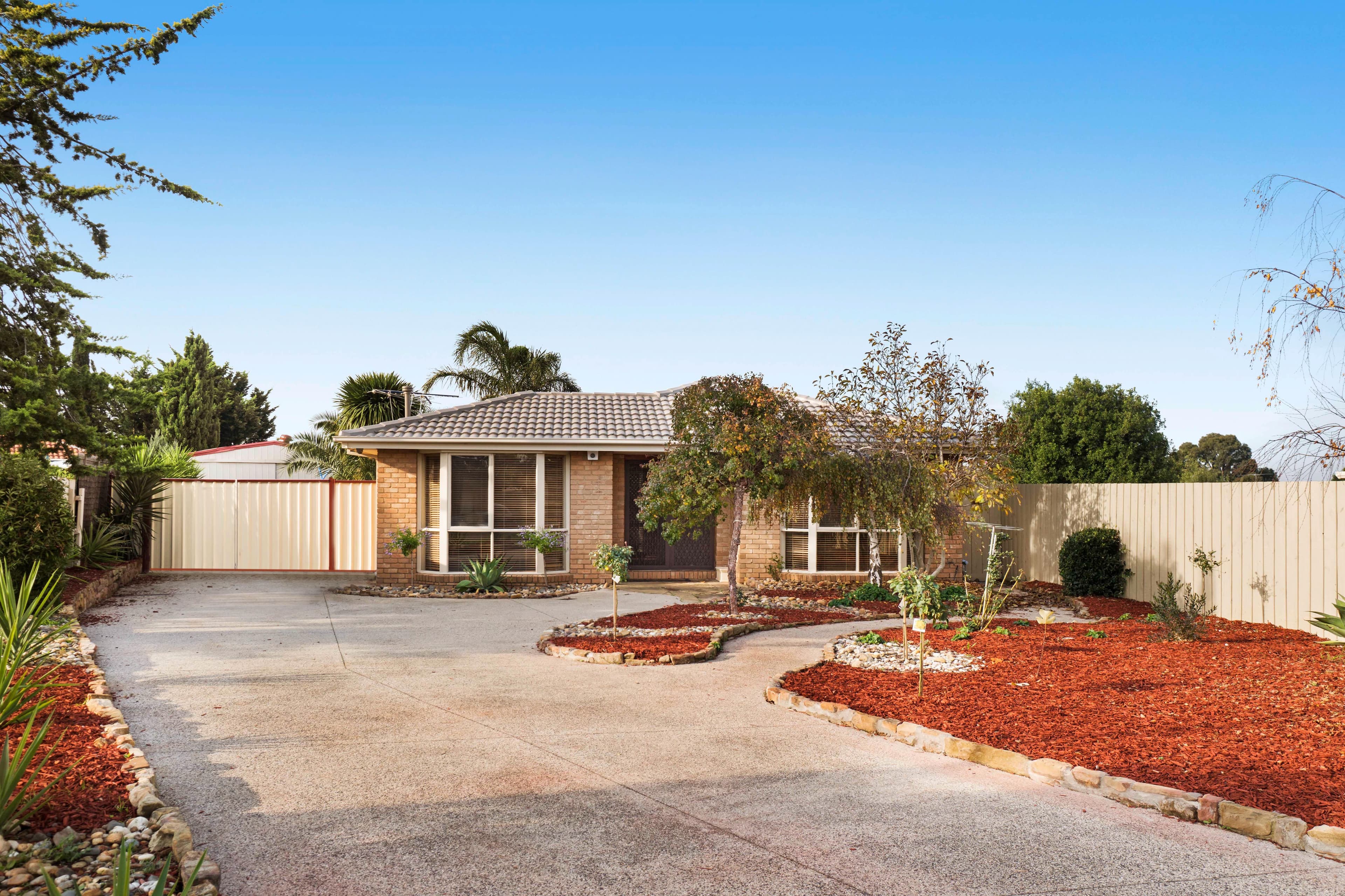 12 Gandara Court, Kurunjang VIC 3337, Kurunjang - Thumbnail 2