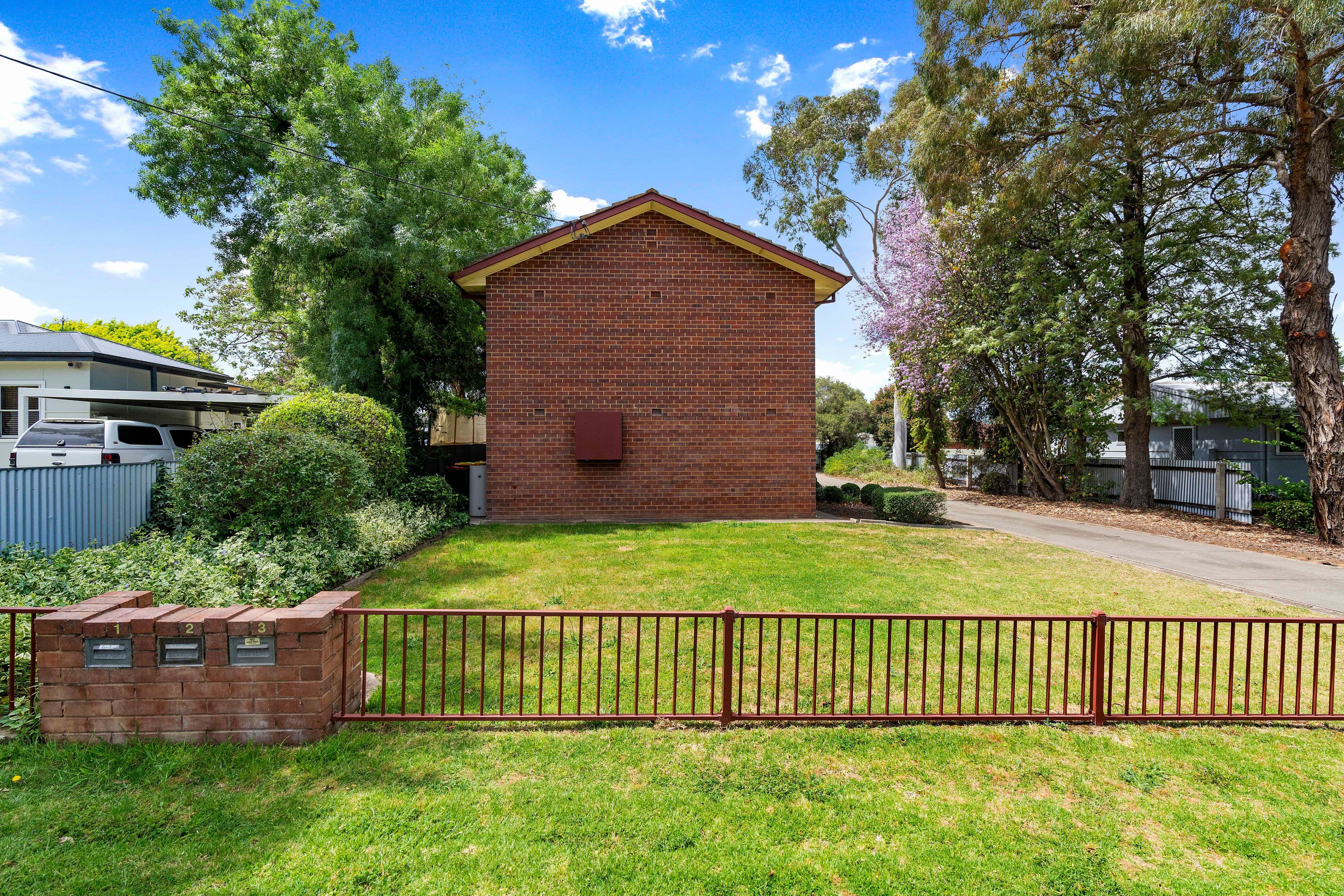 17 Cochrane Street, Kooringal NSW 2650, Kooringal - Thumbnail 3