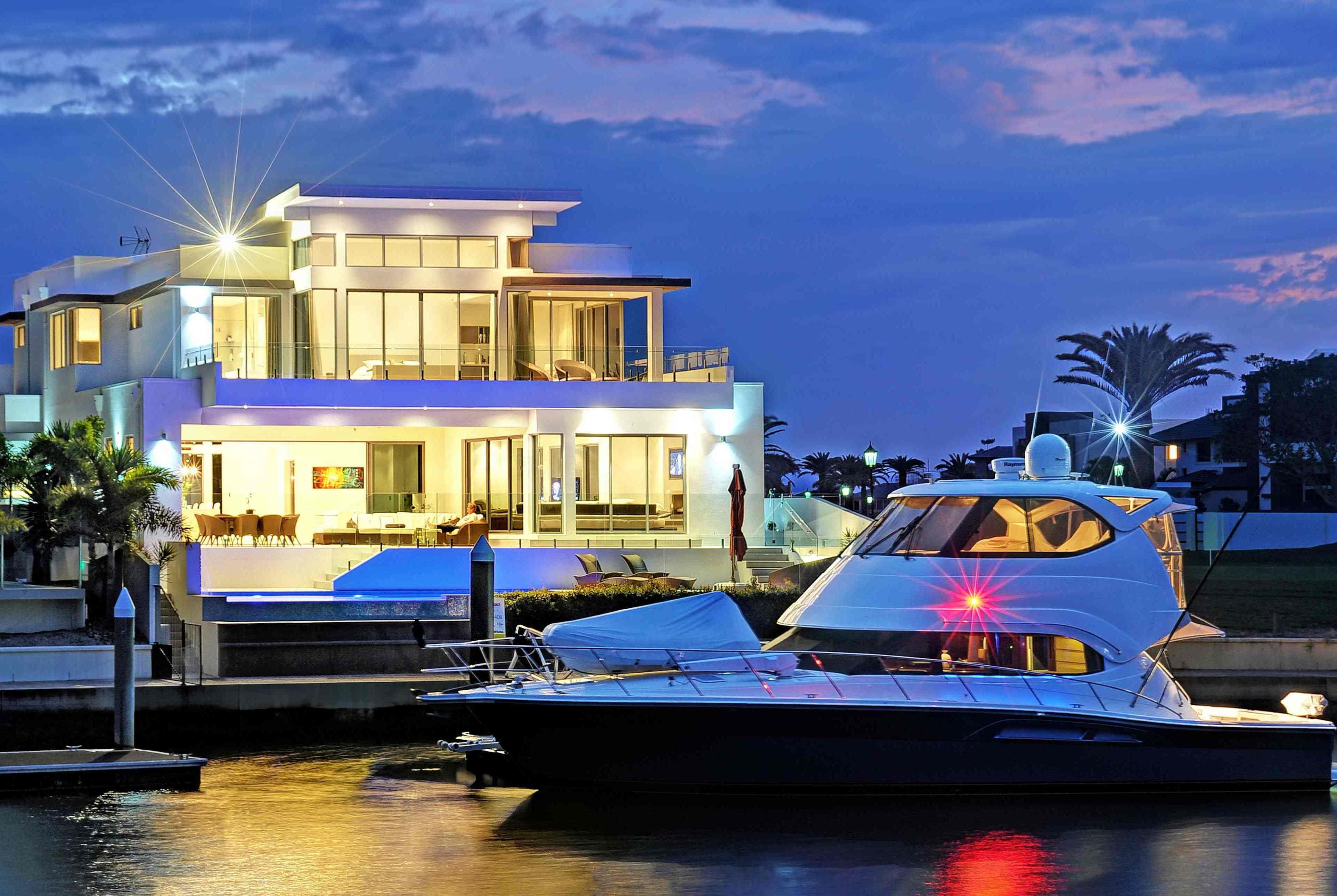 38 Royal Albert Crescent, Sovereign Islands QLD 4216, Sovereign Islands - Thumbnail 2