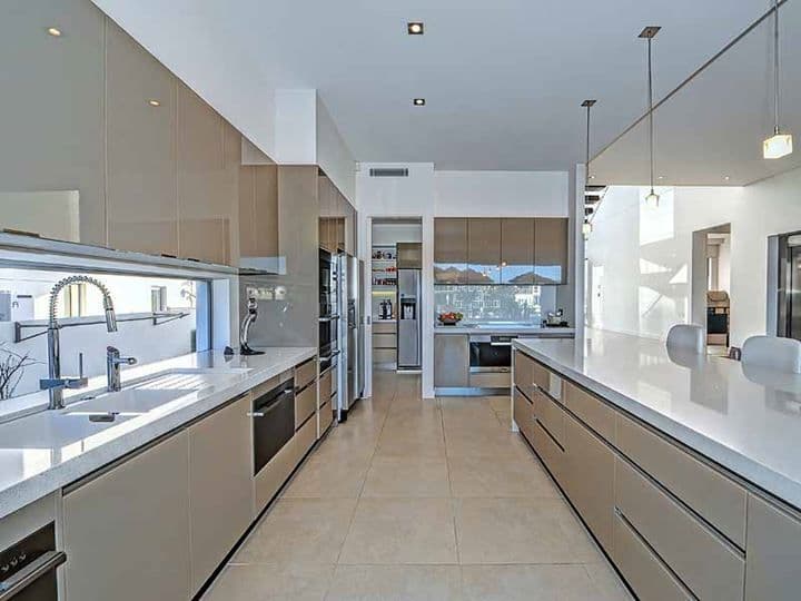 38 Royal Albert Crescent, Sovereign Islands QLD 4216, Sovereign Islands - Thumbnail 8