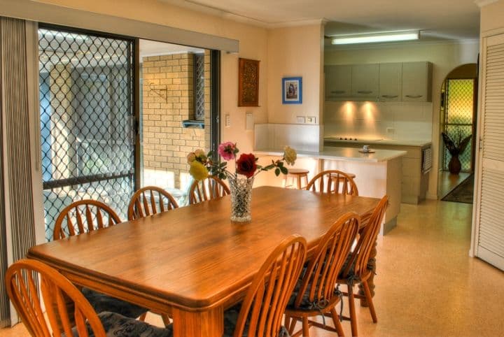 8 Matincock Street, WISHART QLD 4122, Wishart - Thumbnail 3