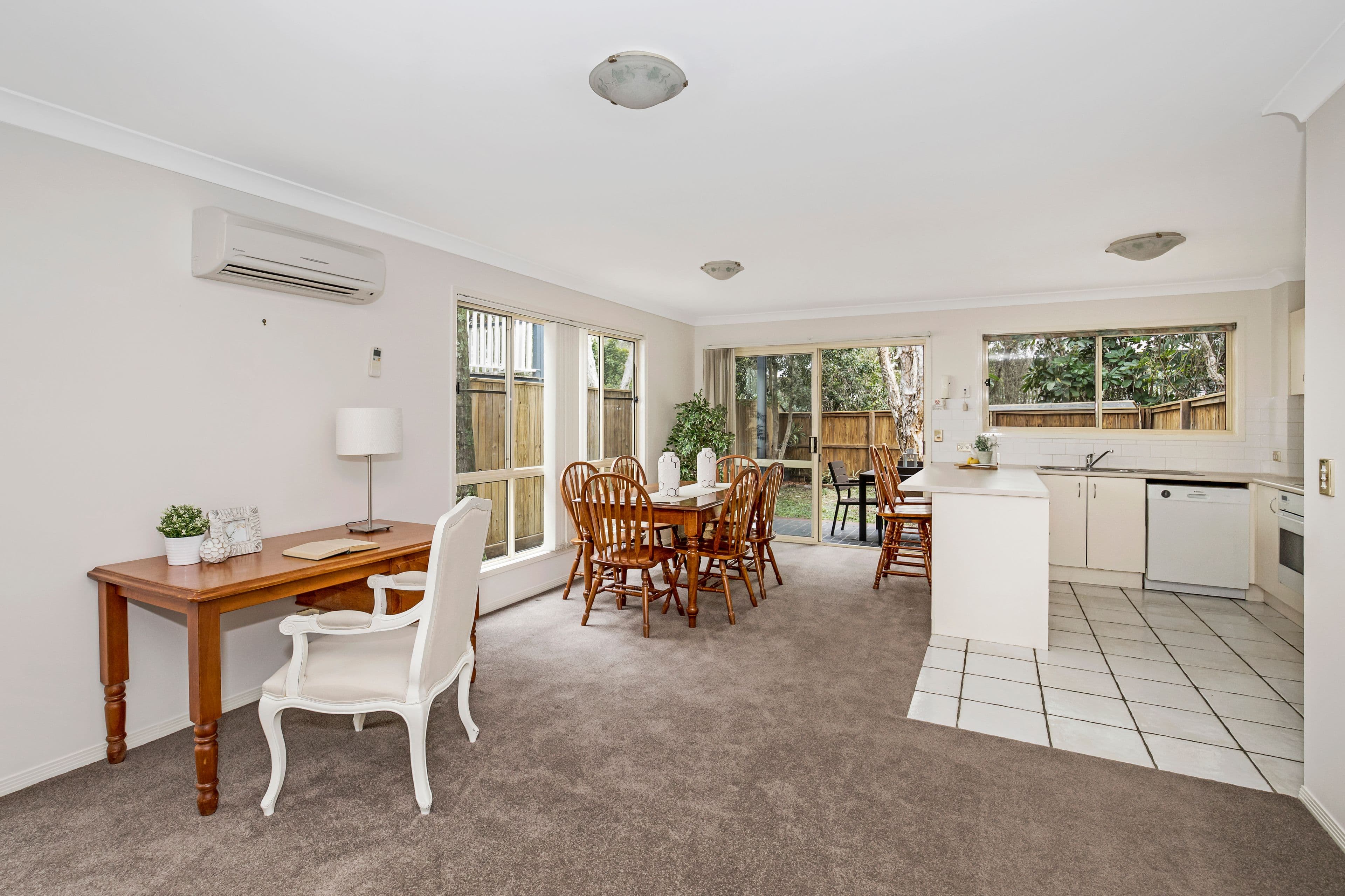 87 Russell Terrace, Indooroopilly QLD 4068, Indooroopilly - Thumbnail 2