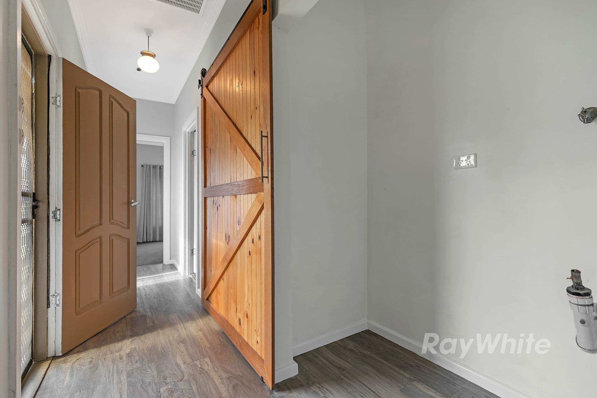 27 Barry Street, Echuca VIC 3564, Echuca - Thumbnail 4