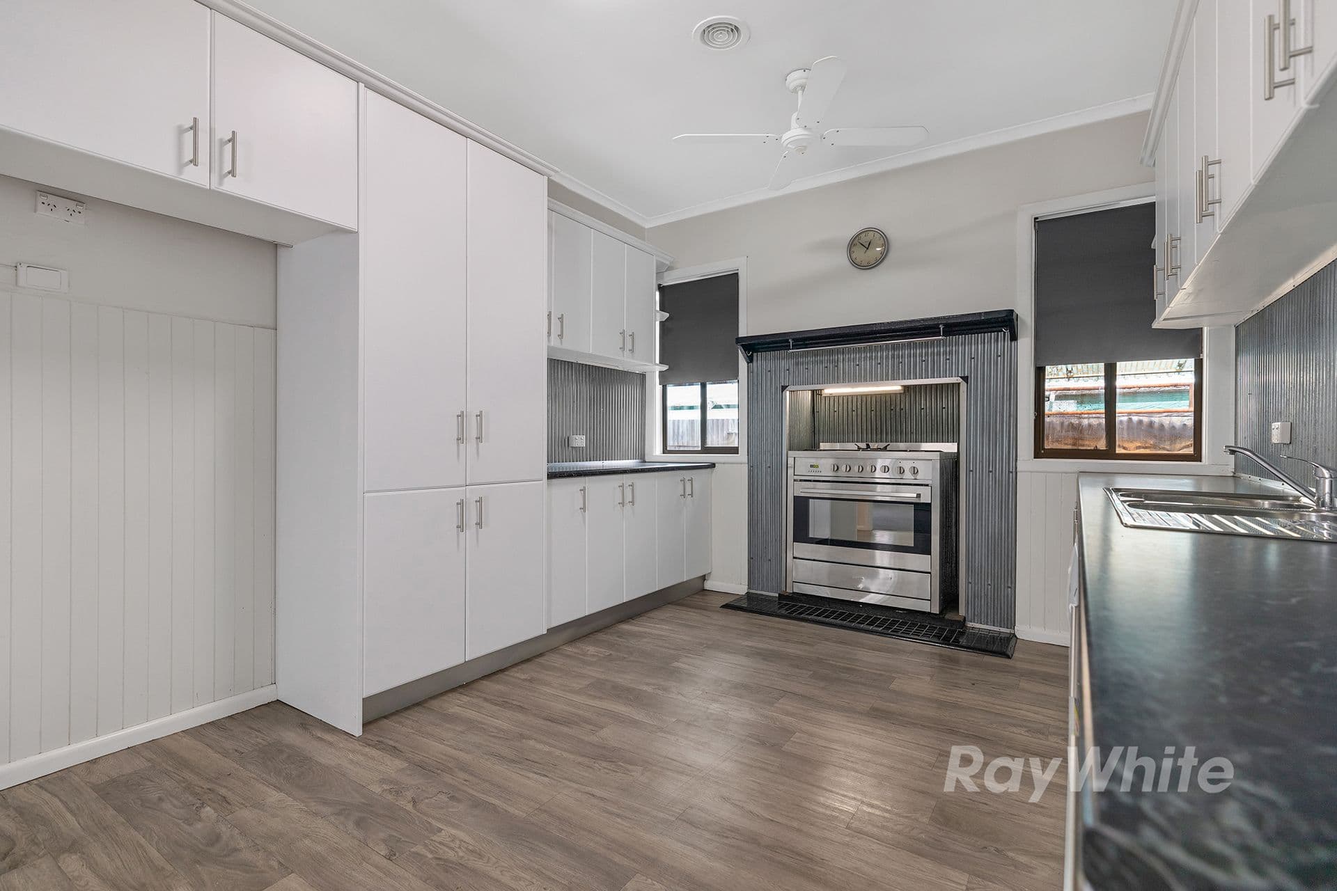 27 Barry Street, Echuca VIC 3564, Echuca - Thumbnail 5