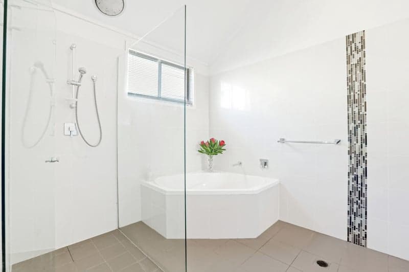 166 Bapaume Road, Holland Park West - Thumbnail 5