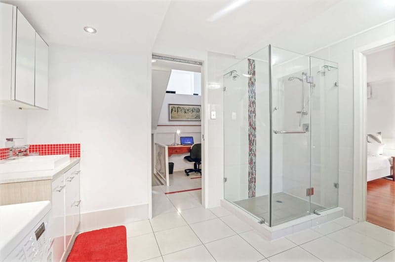 166 Bapaume Road, Holland Park West - Thumbnail 8