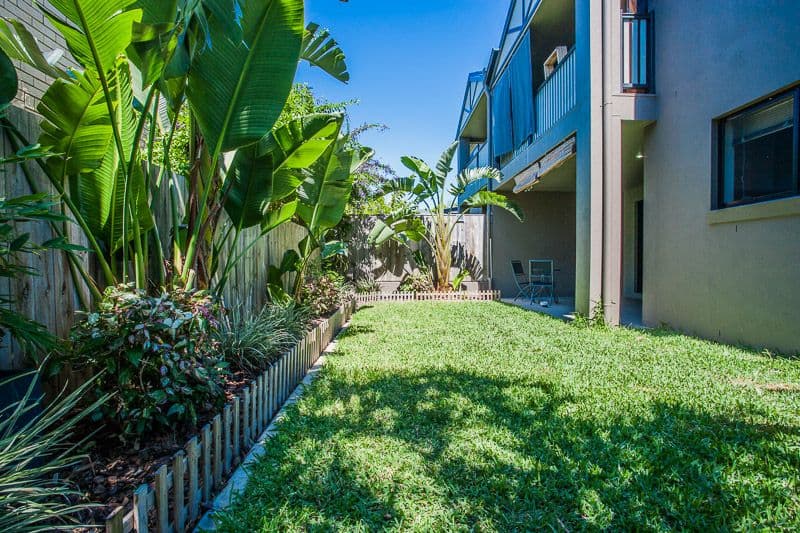 220 Oxley Avenue, MARGATE QLD 4019, Margate - Thumbnail 2