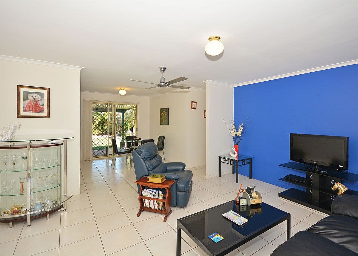 1 Alana Court, Torquay QLD 4655, Torquay - Thumbnail 2