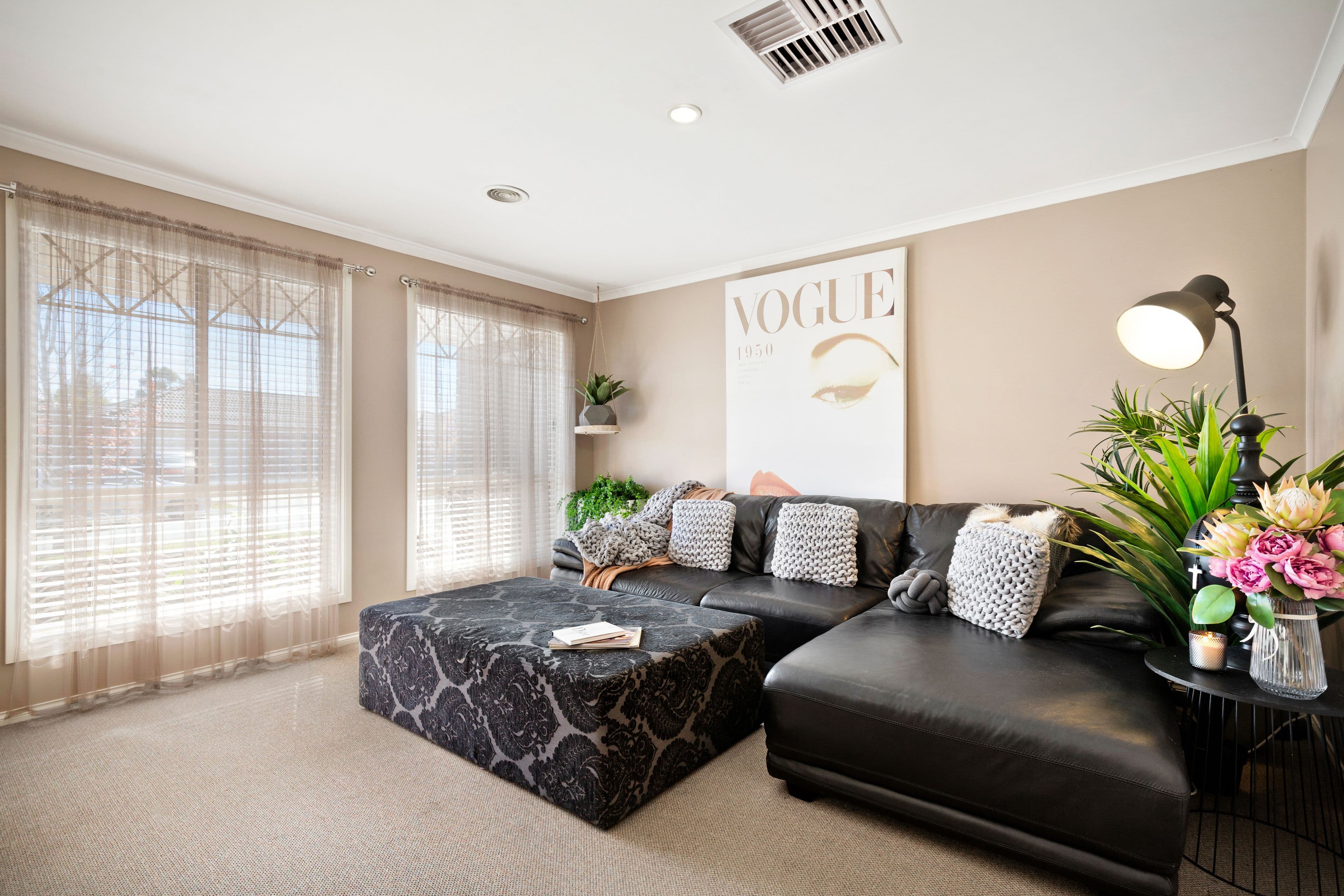 5 Camelia Way, Pakenham VIC 3810, Pakenham - Thumbnail 2