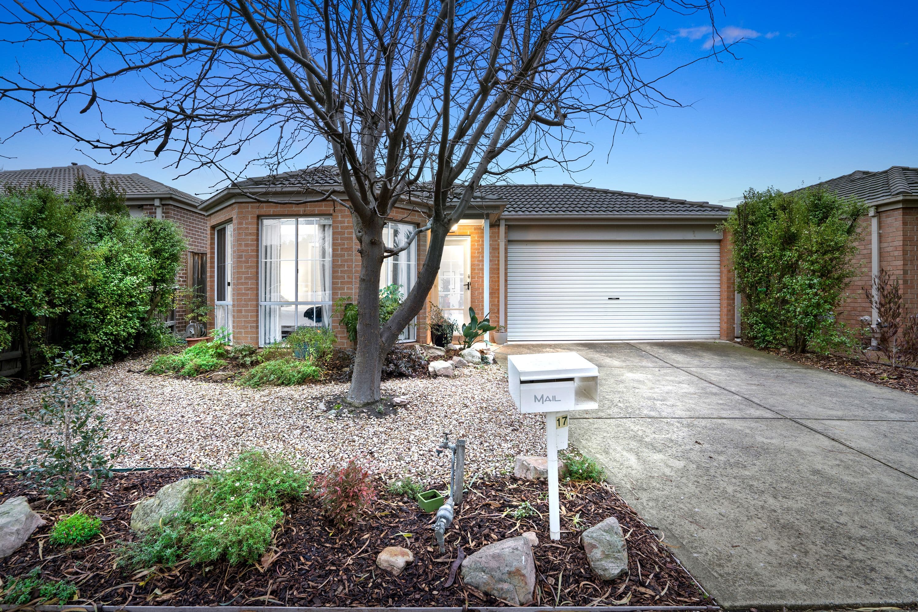 17 Coleridge Way, South Morang VIC 3752, South Morang - Image 1