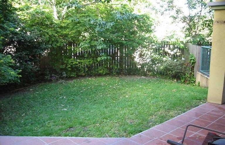 21 Van Beelen Street, Caboolture, QLD, 4510, Caboolture - Thumbnail 2
