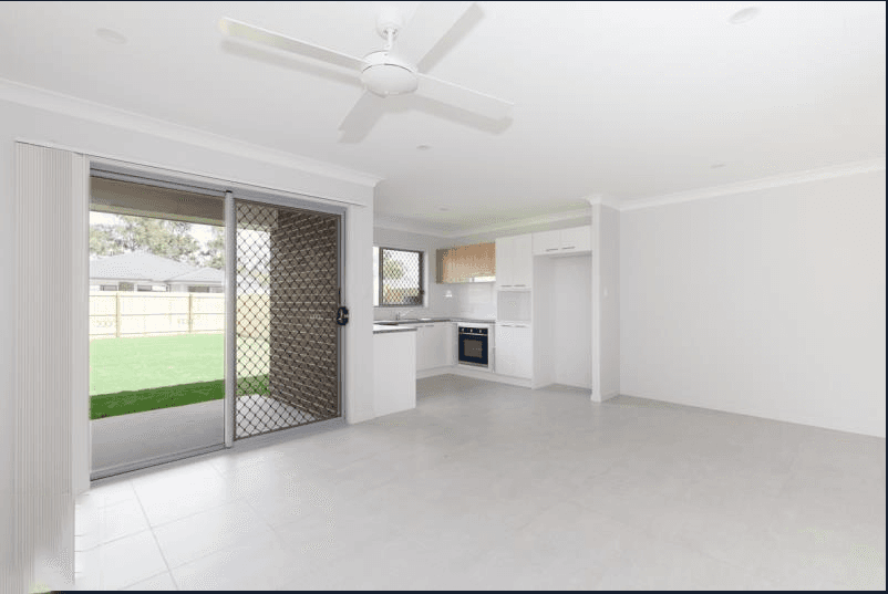 20 Broadwater Road, Morayfield QLD 4506, Morayfield - Thumbnail 3