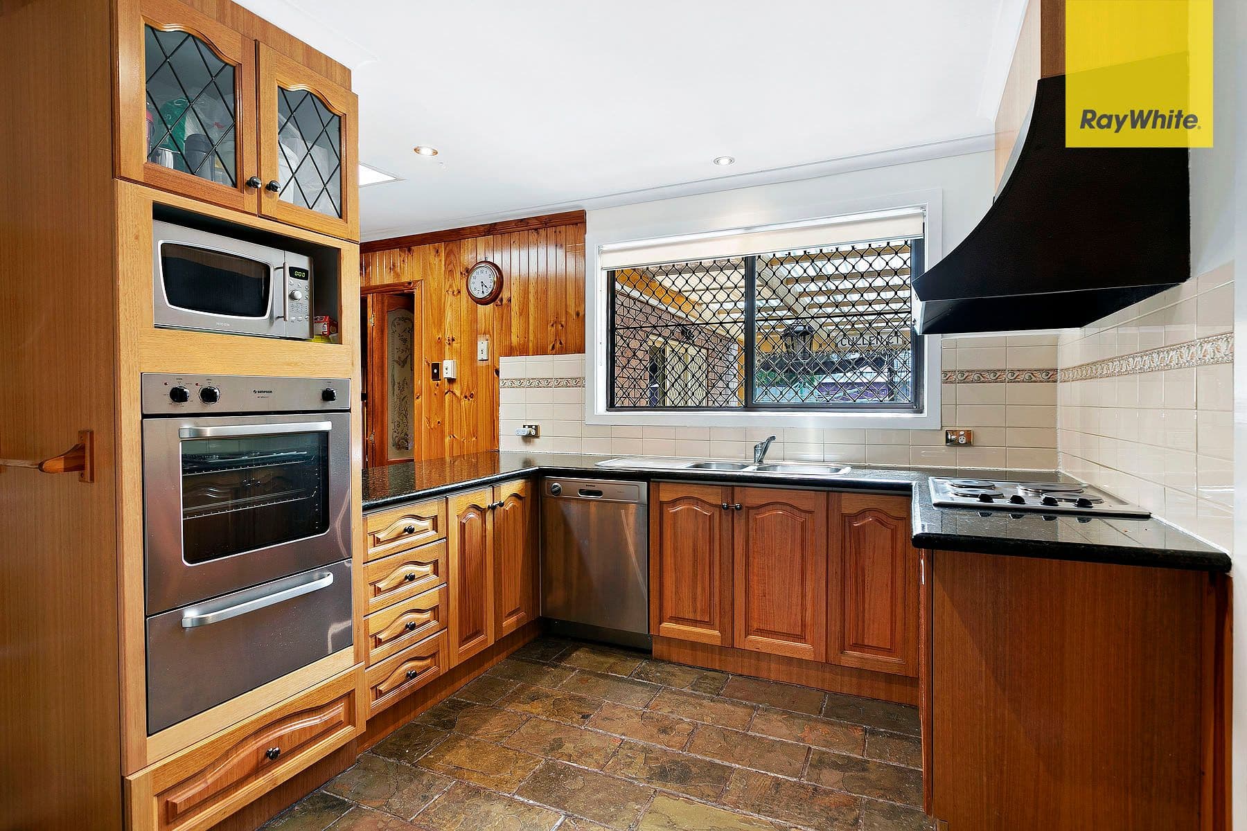 36 Chester Crescent, Deer Park VIC 3023, Deer Park - Thumbnail 3