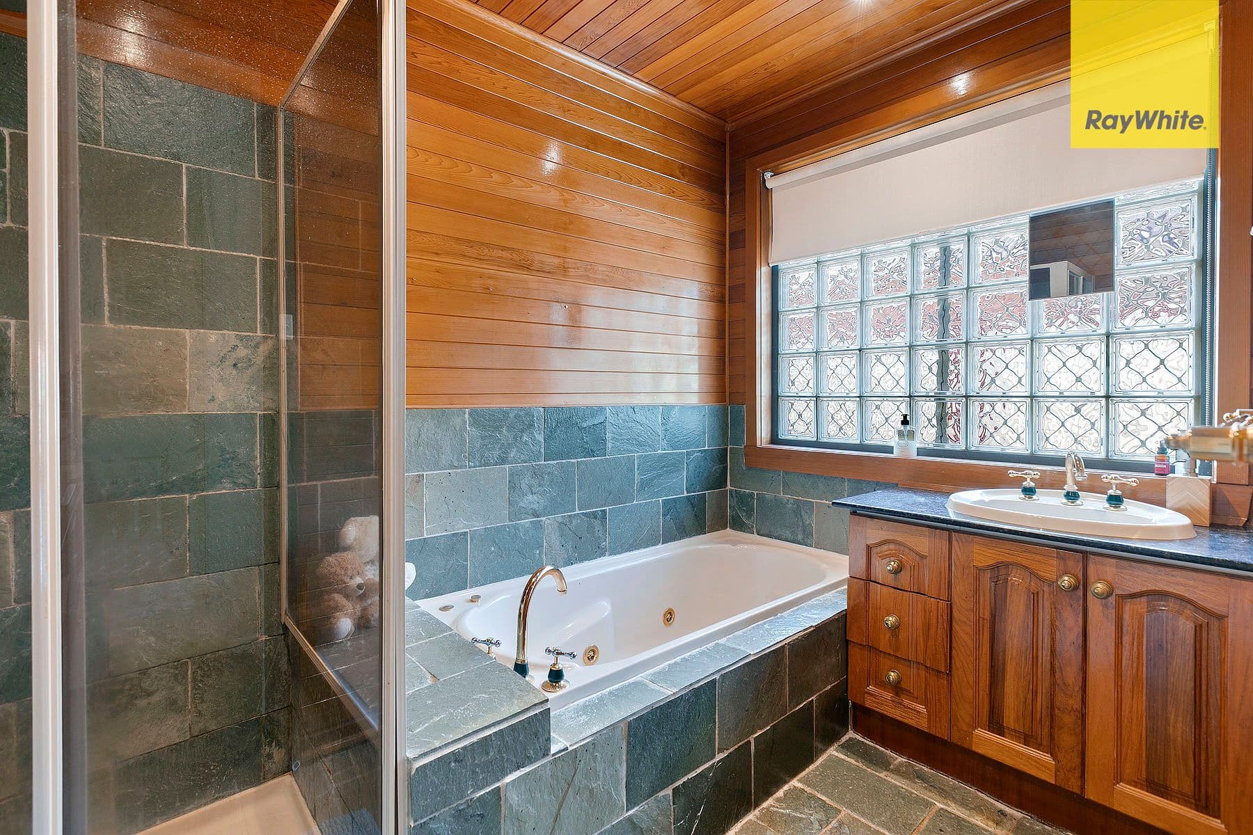 36 Chester Crescent, Deer Park VIC 3023, Deer Park - Thumbnail 8