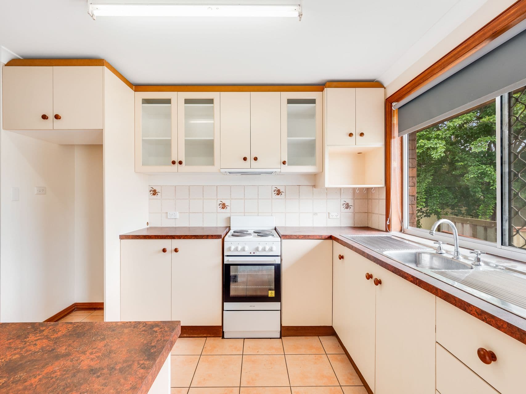 21 Claret Street, Wilsonton Heights QLD 4350, Wilsonton Heights - Thumbnail 2