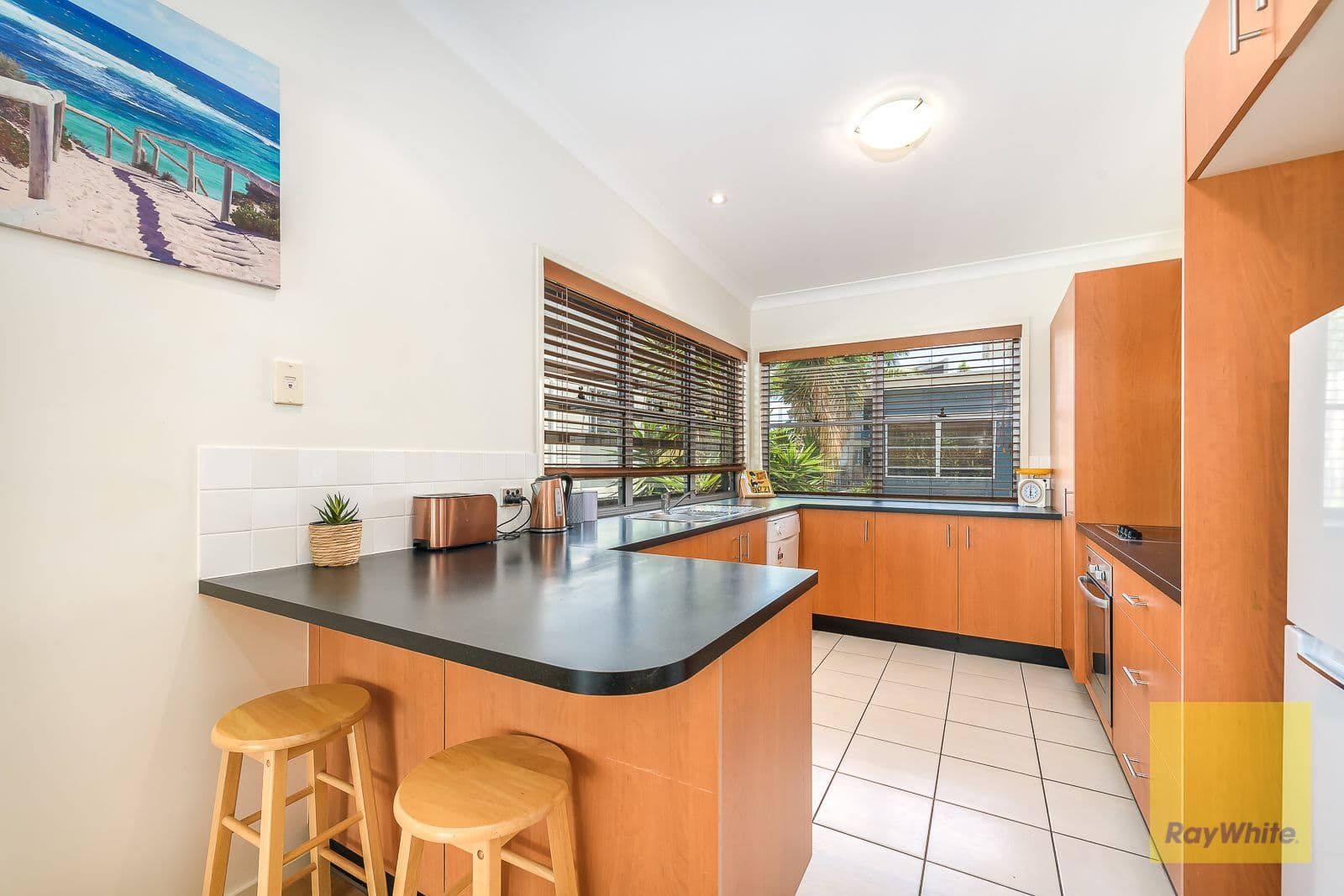 19-21 Hunter Avenue, Labrador QLD 4215, Labrador - Thumbnail 4