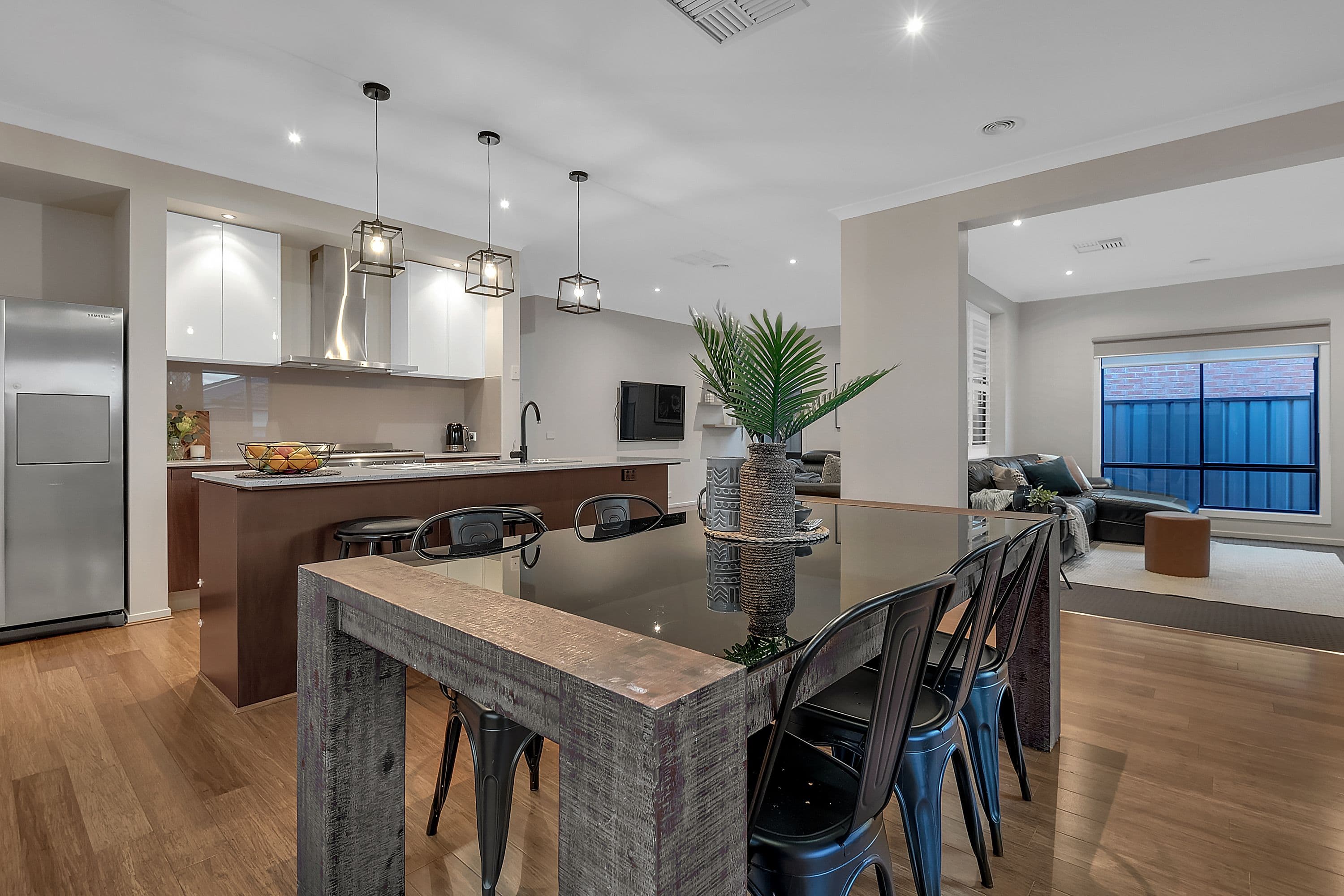5 Bradshaw Avenue, Craigieburn VIC 3064, Craigieburn - Thumbnail 3