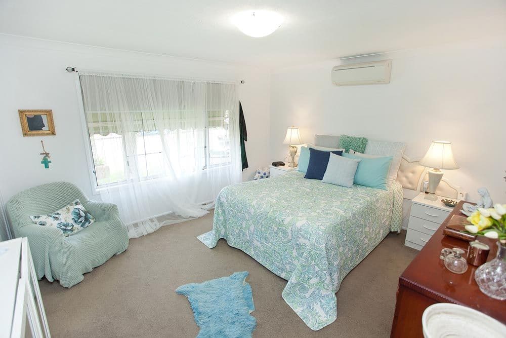 15 Robin Avenue, Paradise Point QLD 4216, Paradise Point - Thumbnail 4