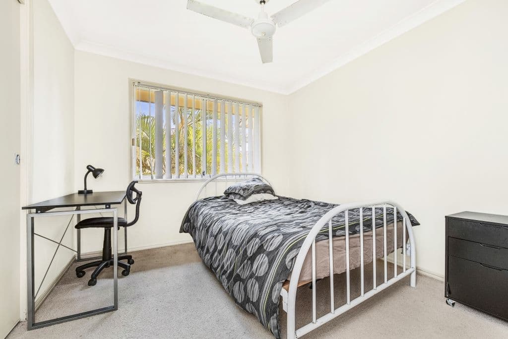 215 Cottesloe Drive, Mermaid Waters QLD 4218, Mermaid Waters - Thumbnail 7