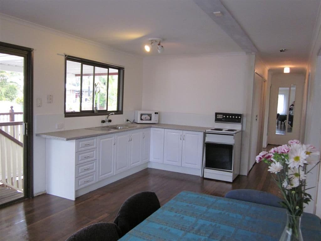 CAPALABA QLD 4157, Capalaba - Thumbnail 2