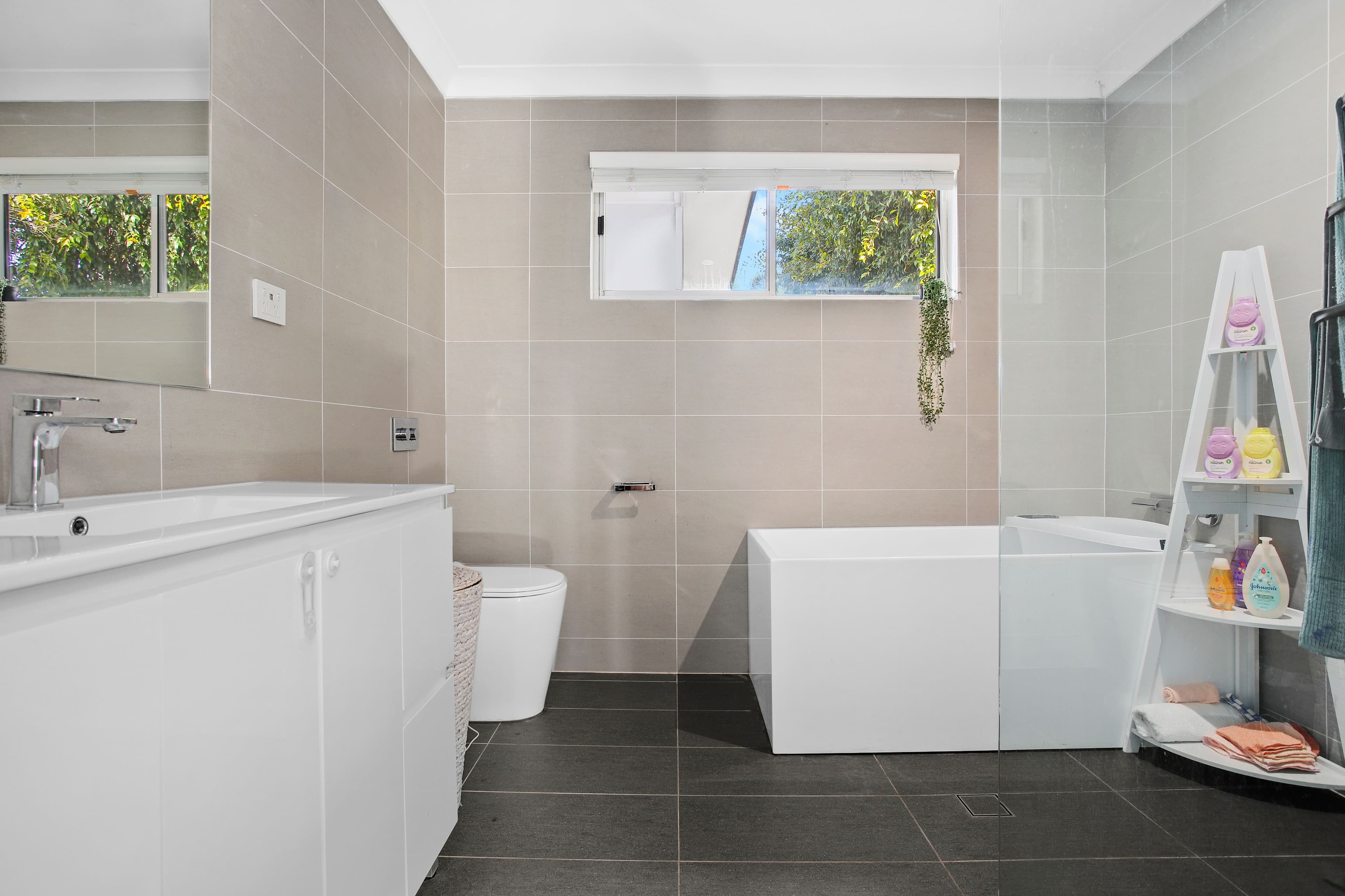 37 Stanley Street, Hill Top NSW 2575, Hill Top - Thumbnail 5