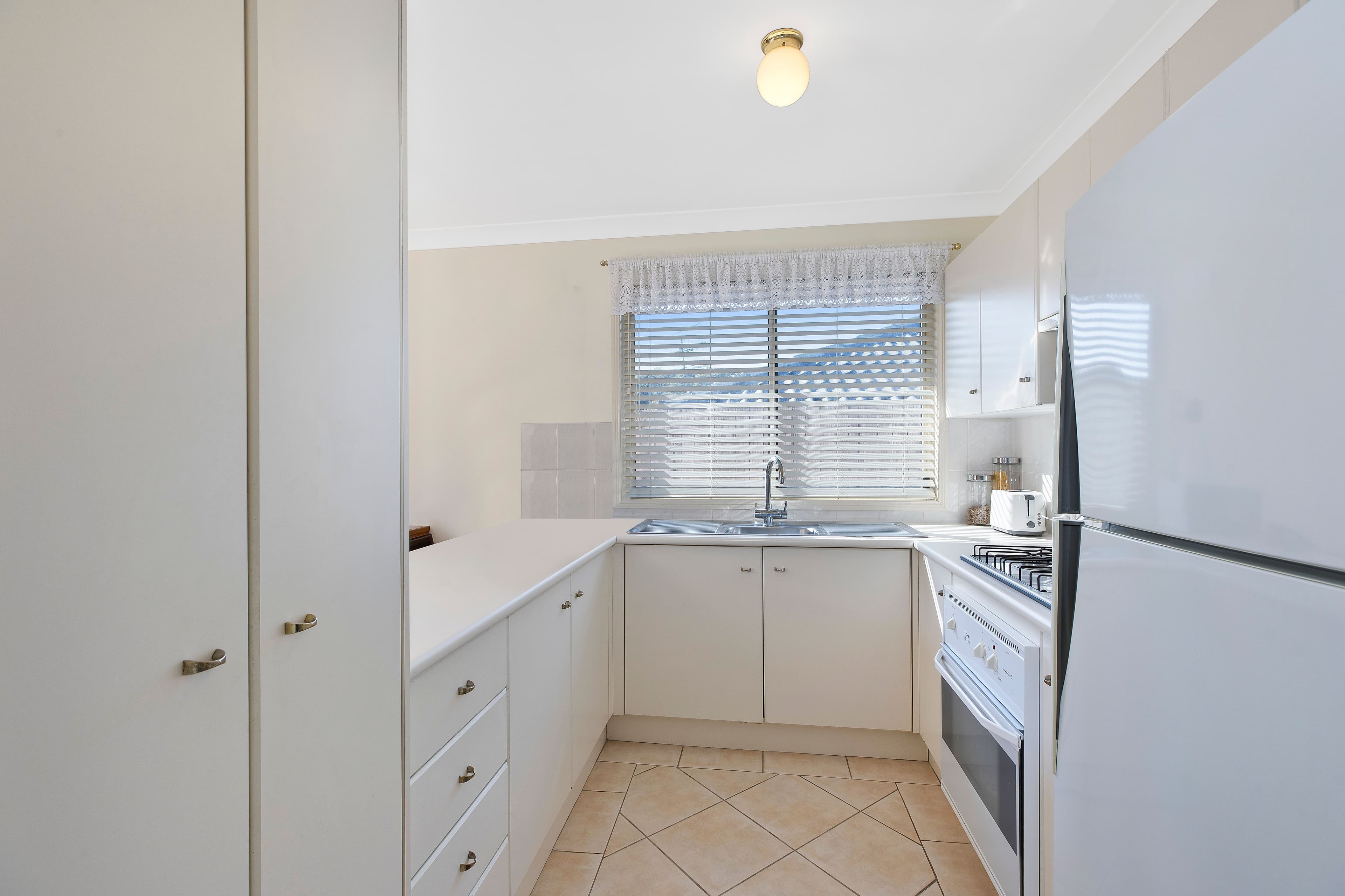 23 Burbank Drive, Tuggerah NSW 2259, Tuggerah - Thumbnail 3