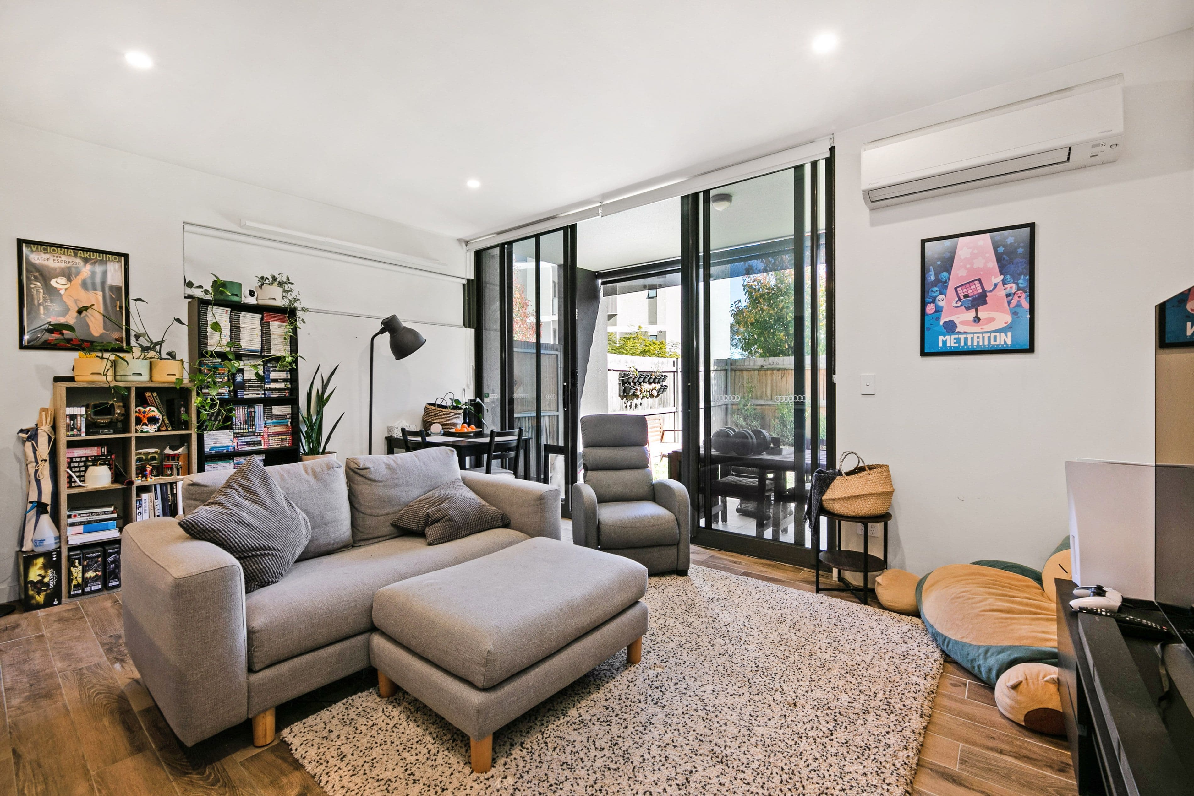 17 Hanna Street, Potts Hill NSW 2143, Potts Hill - Thumbnail 2