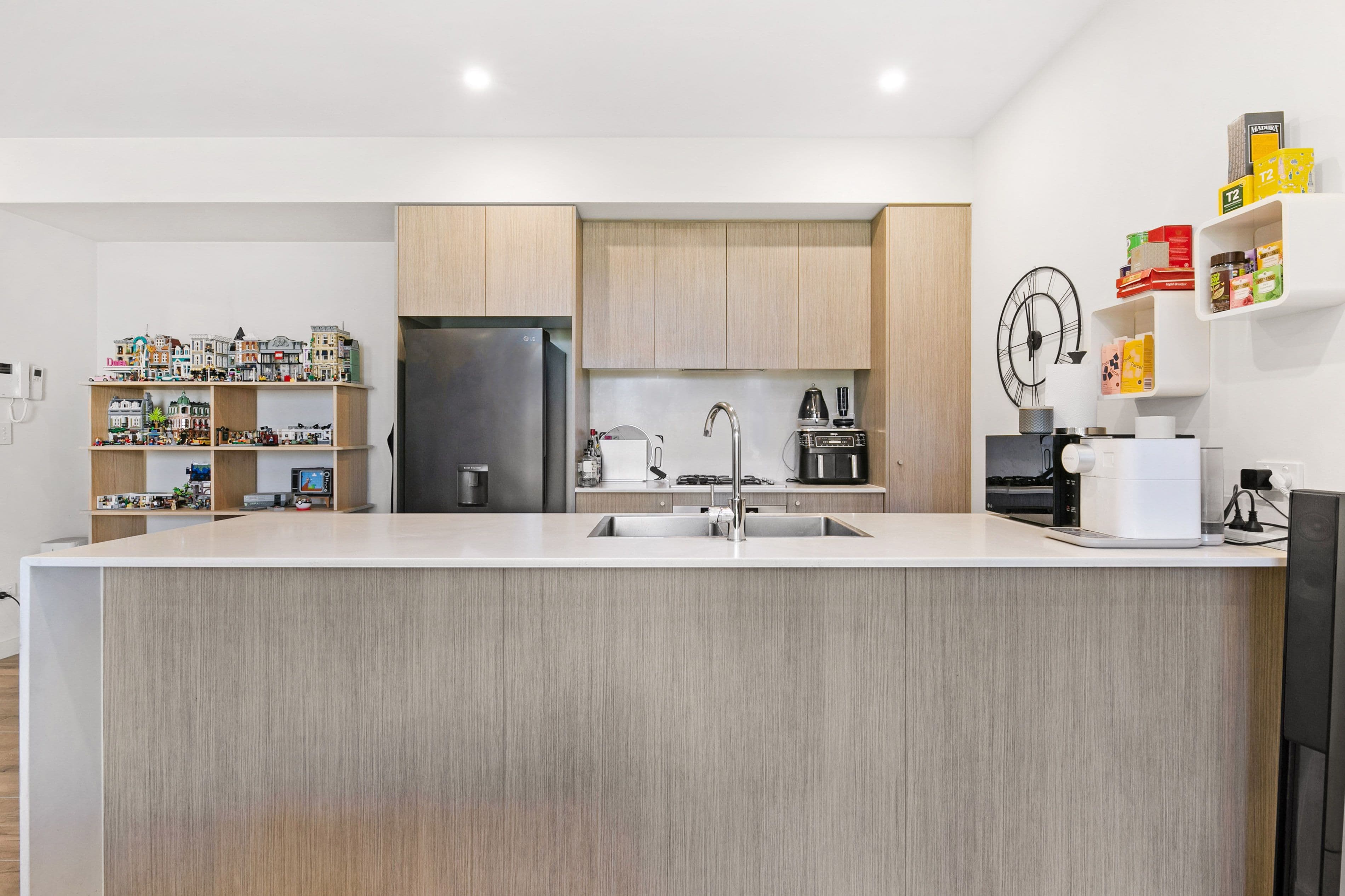17 Hanna Street, Potts Hill NSW 2143, Potts Hill - Thumbnail 3