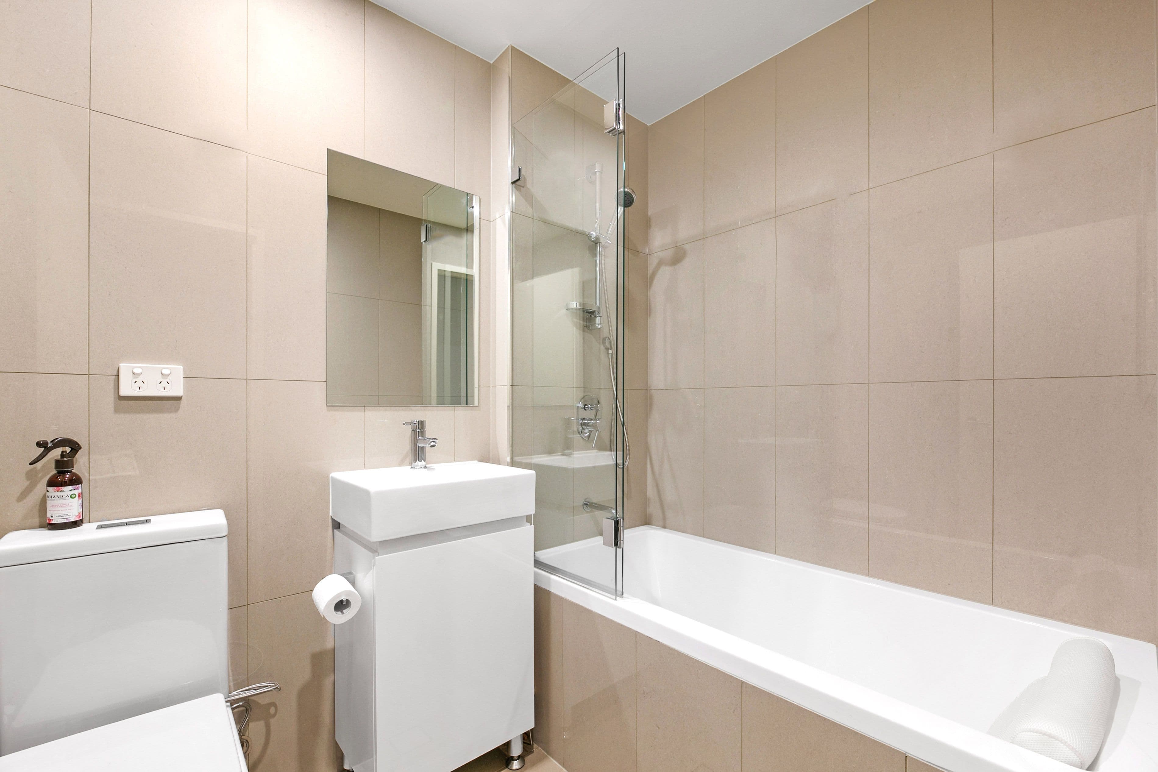 17 Hanna Street, Potts Hill NSW 2143, Potts Hill - Thumbnail 6