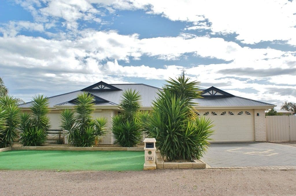 39 Rayson Street, Murray Bridge SA 5253, Murray Bridge - Image 1