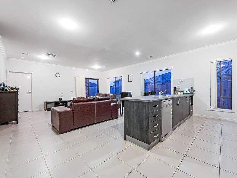26 Fieldwren Drive, WILLIAMS LANDING VIC 3027, Williams Landing - Thumbnail 6