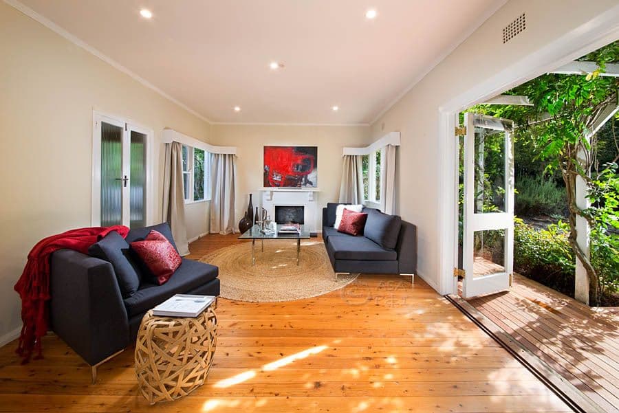 19 Hat Hill Road, Blackheath - Thumbnail 2