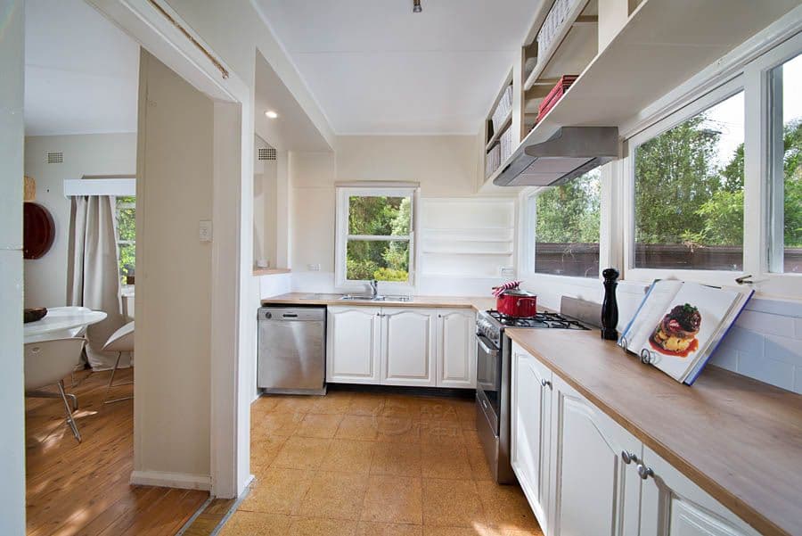 19 Hat Hill Road, Blackheath - Thumbnail 3