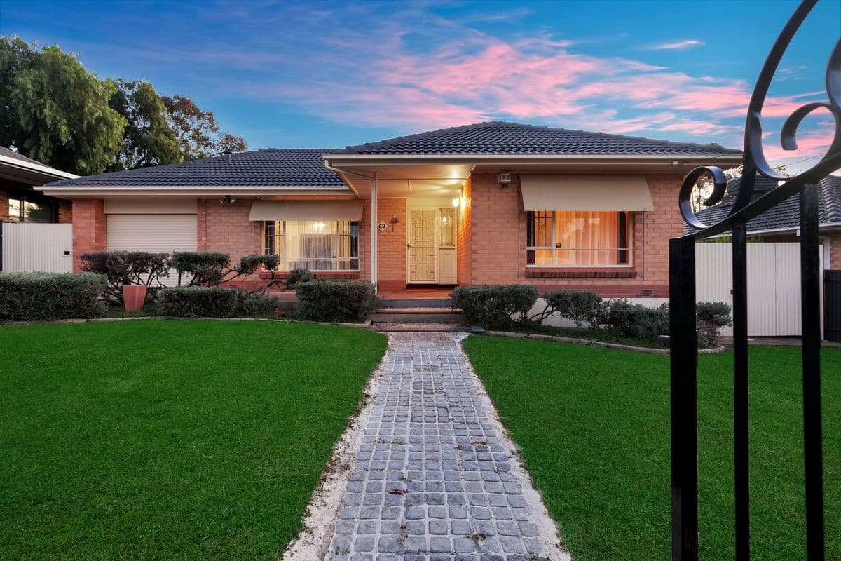62 Padbury Road, Gilles Plains SA 5086, Gilles Plains - Thumbnail 2