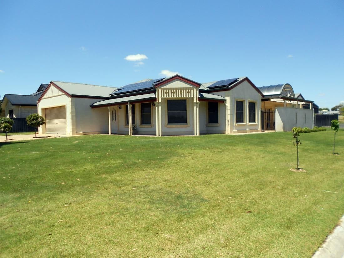 96 South Avenue, Bordertown SA 5268, Bordertown - Image 1