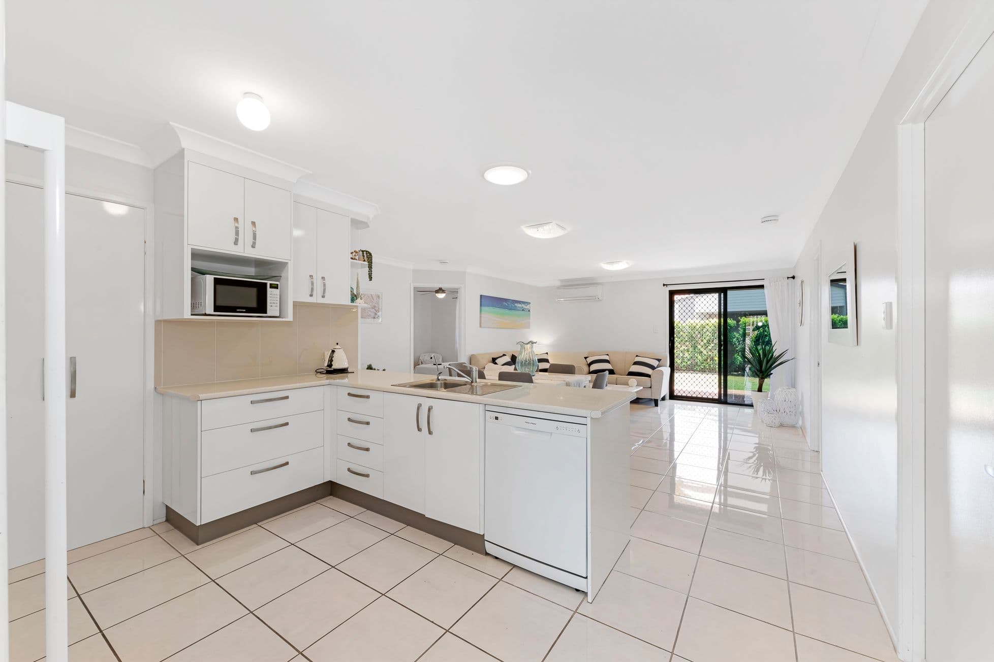 14 Wilfred Street, Bargara QLD 4670, Bargara - Thumbnail 8