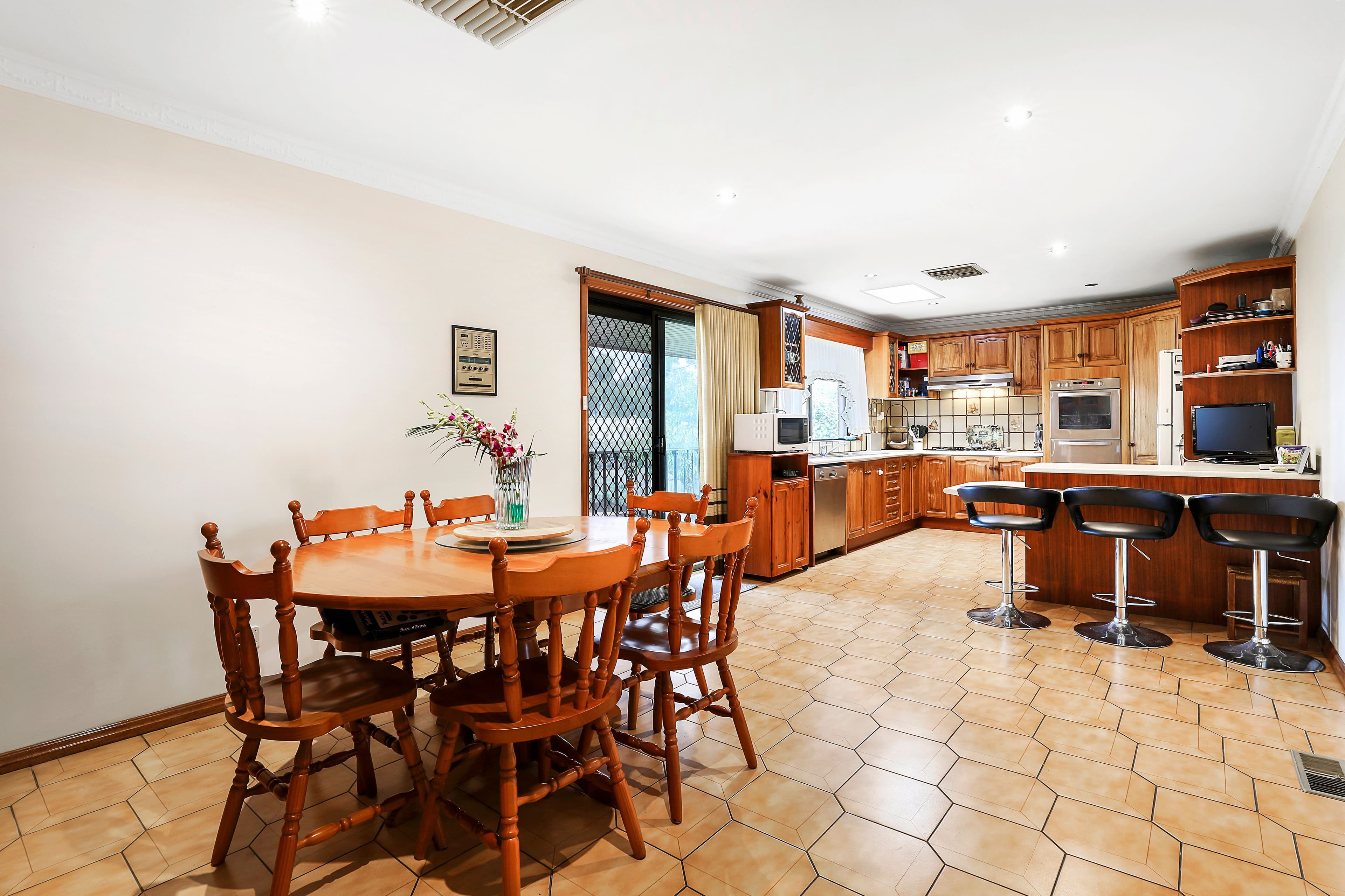 64 Daniel Solander Drive, Endeavour Hills VIC 3802, Endeavour Hills - Thumbnail 6