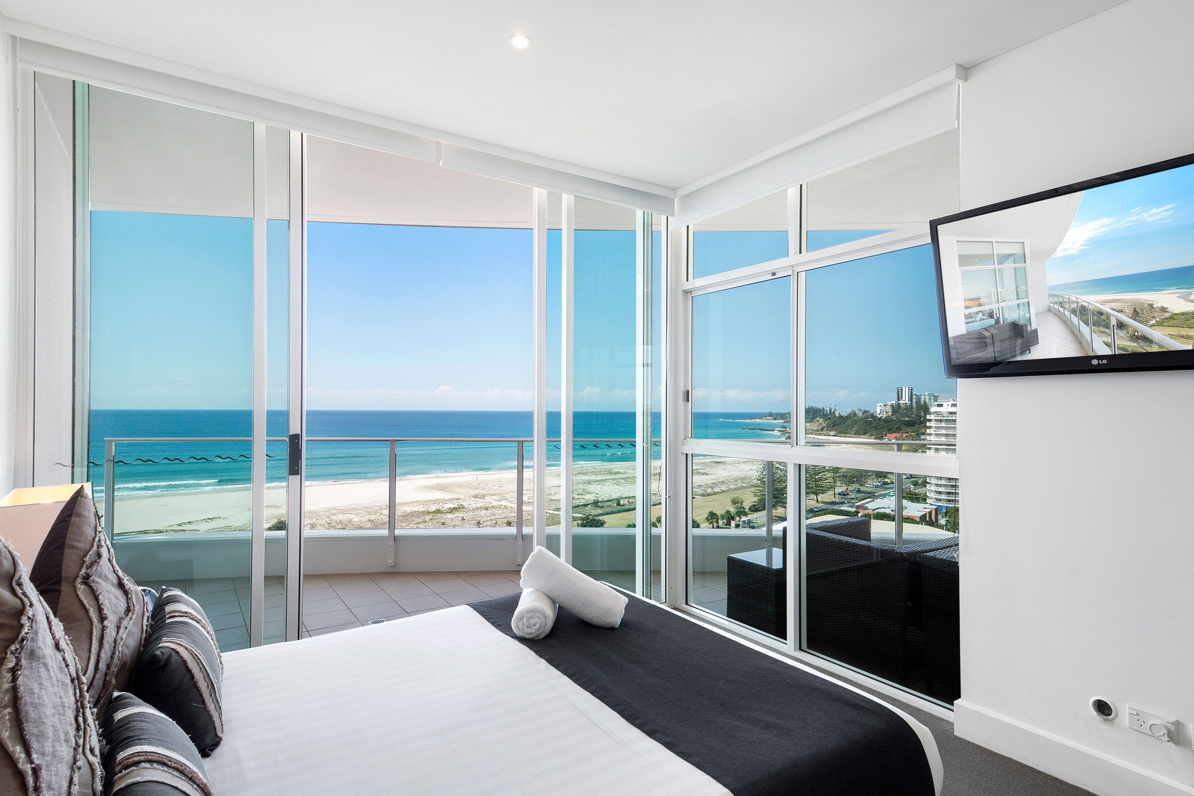 2 Creek Street, Coolangatta QLD 4225, Coolangatta - Thumbnail 4