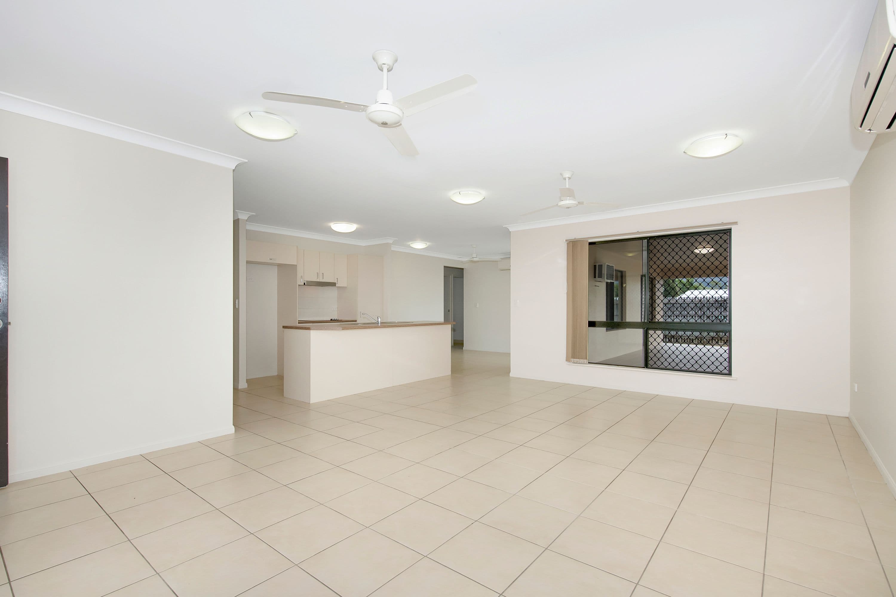 62 Blue Wren Drive, Kelso QLD 4815, Kelso - Thumbnail 2