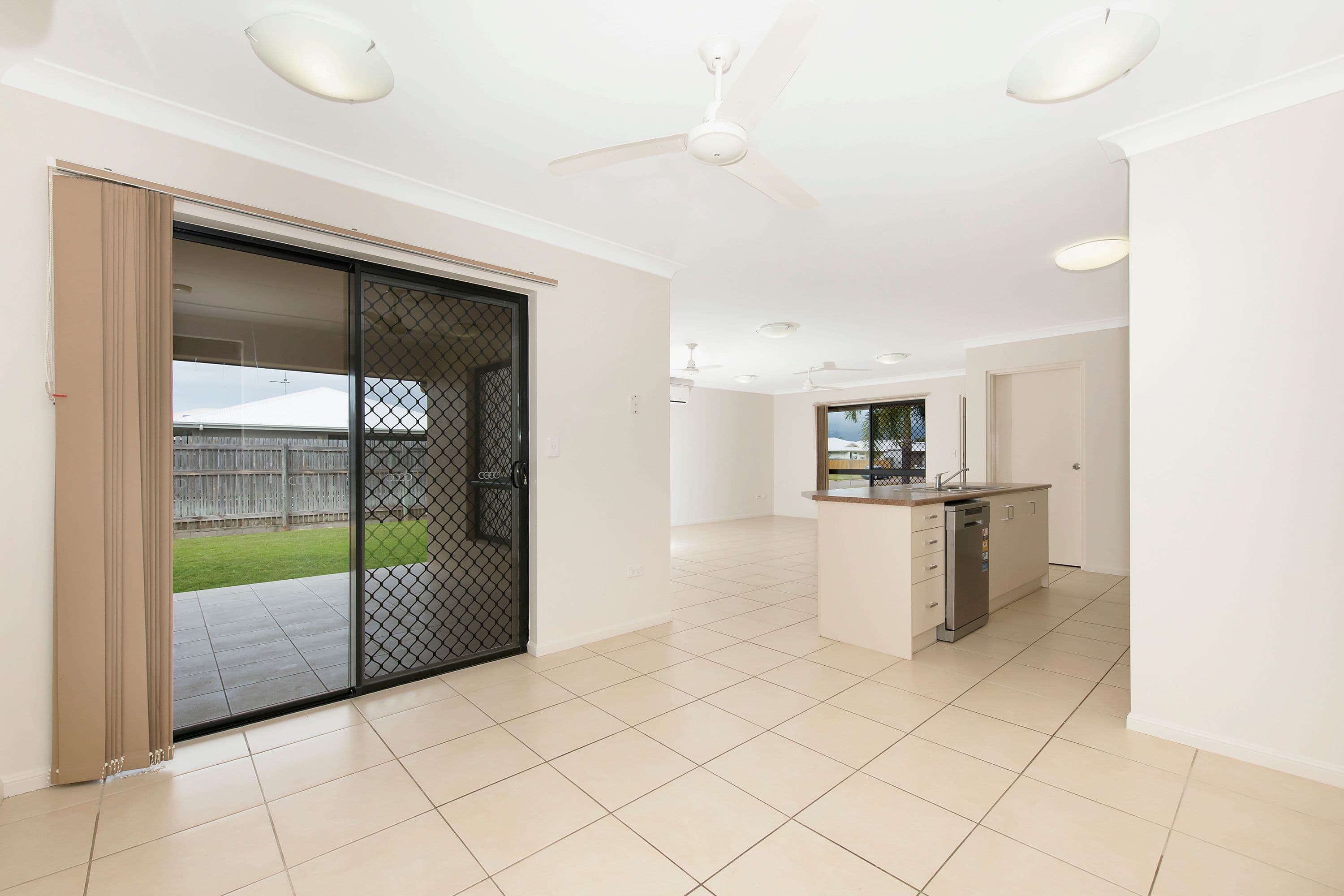 62 Blue Wren Drive, Kelso QLD 4815, Kelso - Thumbnail 3