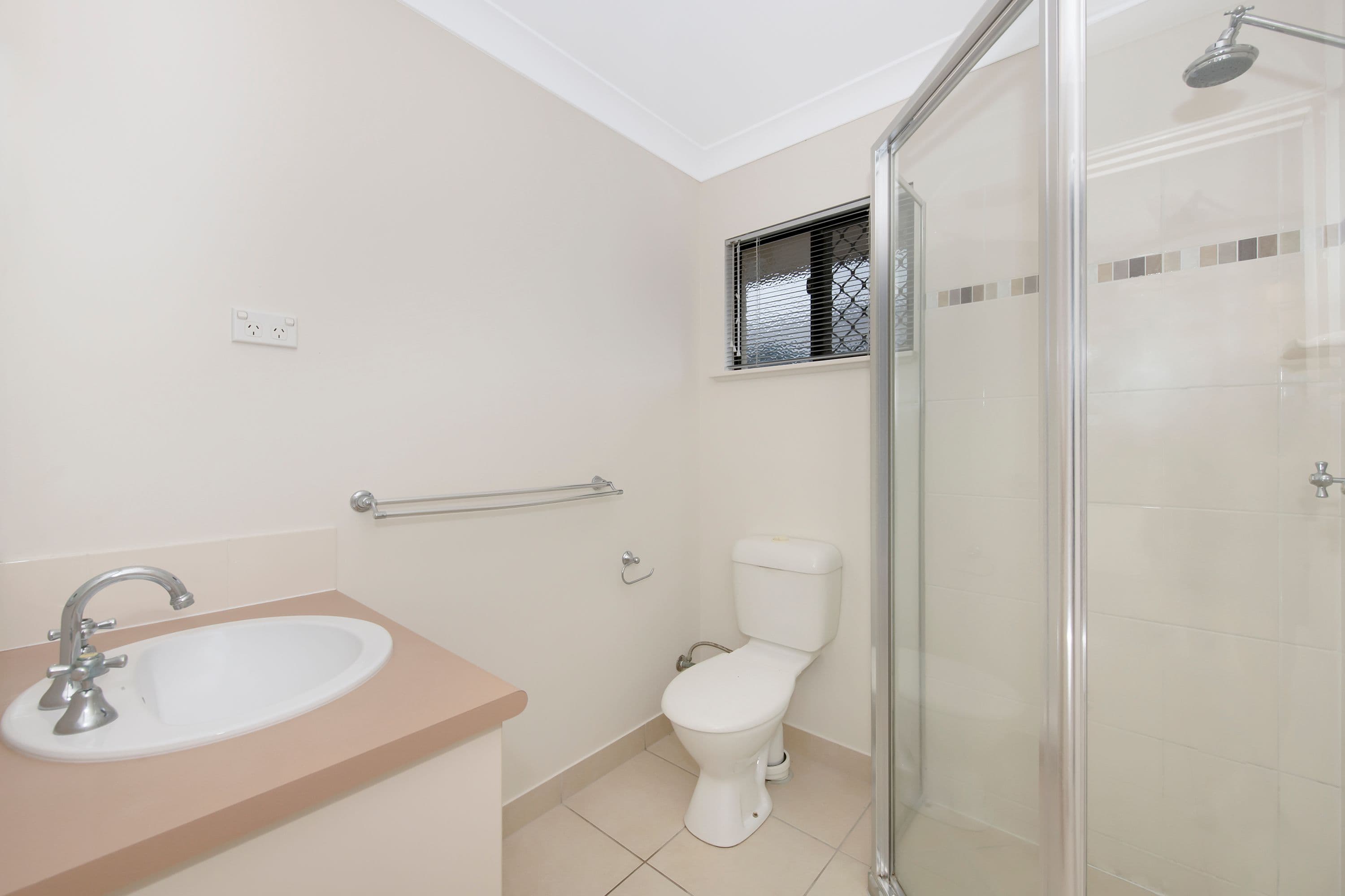 62 Blue Wren Drive, Kelso QLD 4815, Kelso - Thumbnail 7