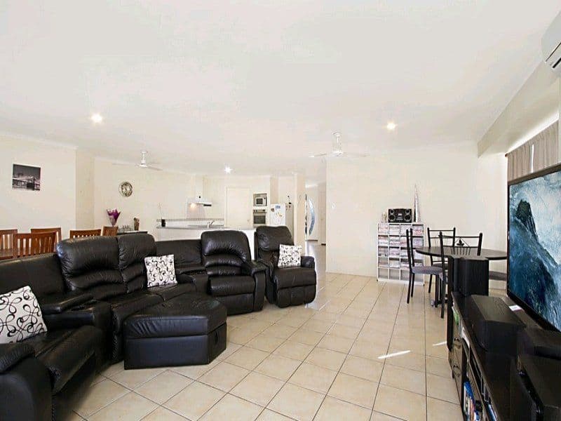 11 River Park Drive, LOGANHOLME QLD 4129, Loganholme - Thumbnail 3