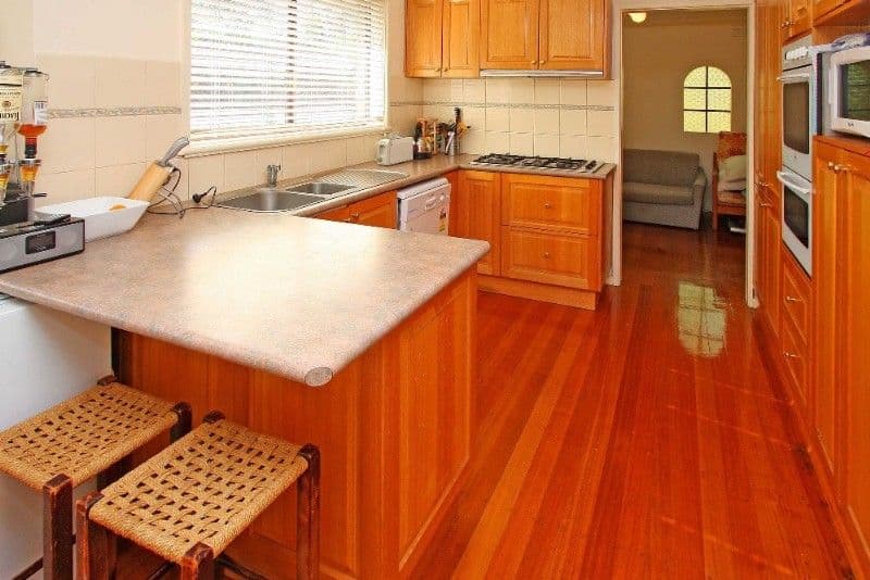 35 Jacqueline Road, BUNDOORA VIC 3083, Bundoora - Thumbnail 2
