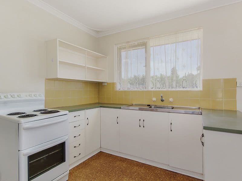 9 Milton Place, Orelia WA 6167, Orelia - Thumbnail 5