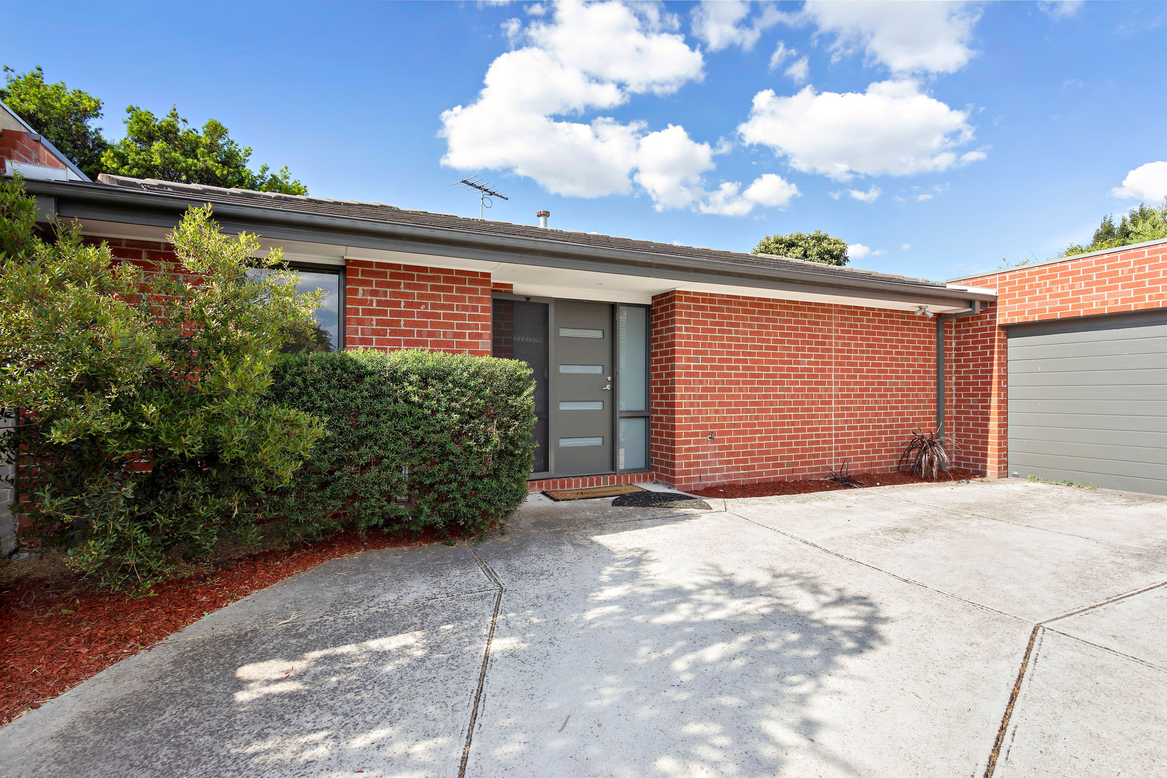 27 Edinburgh Street, Clayton VIC 3168, Clayton - Image 1