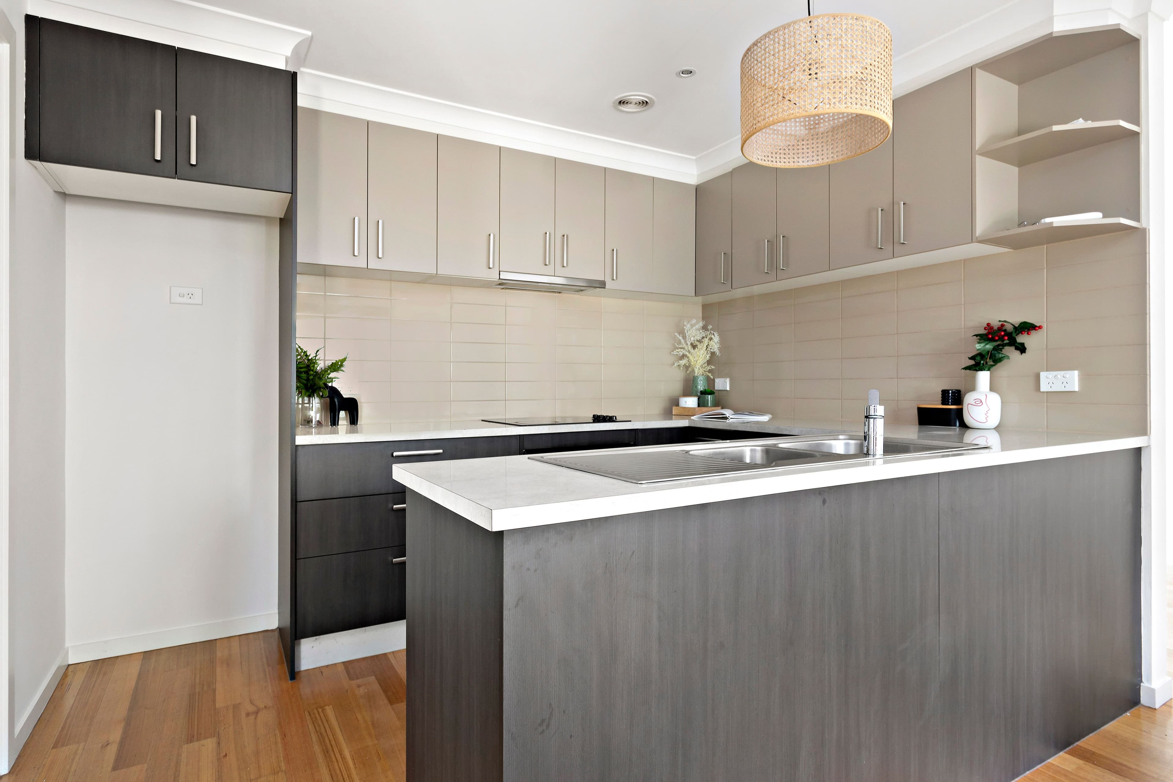 27 Edinburgh Street, Clayton VIC 3168, Clayton - Thumbnail 3