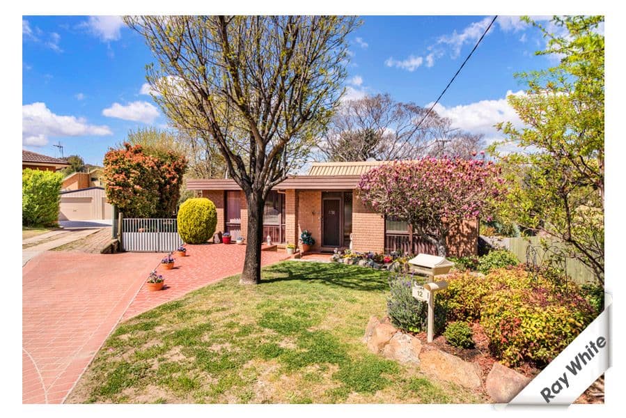 12 Hambly Place, Queanbeyan NSW 2620, Queanbeyan - Thumbnail 2
