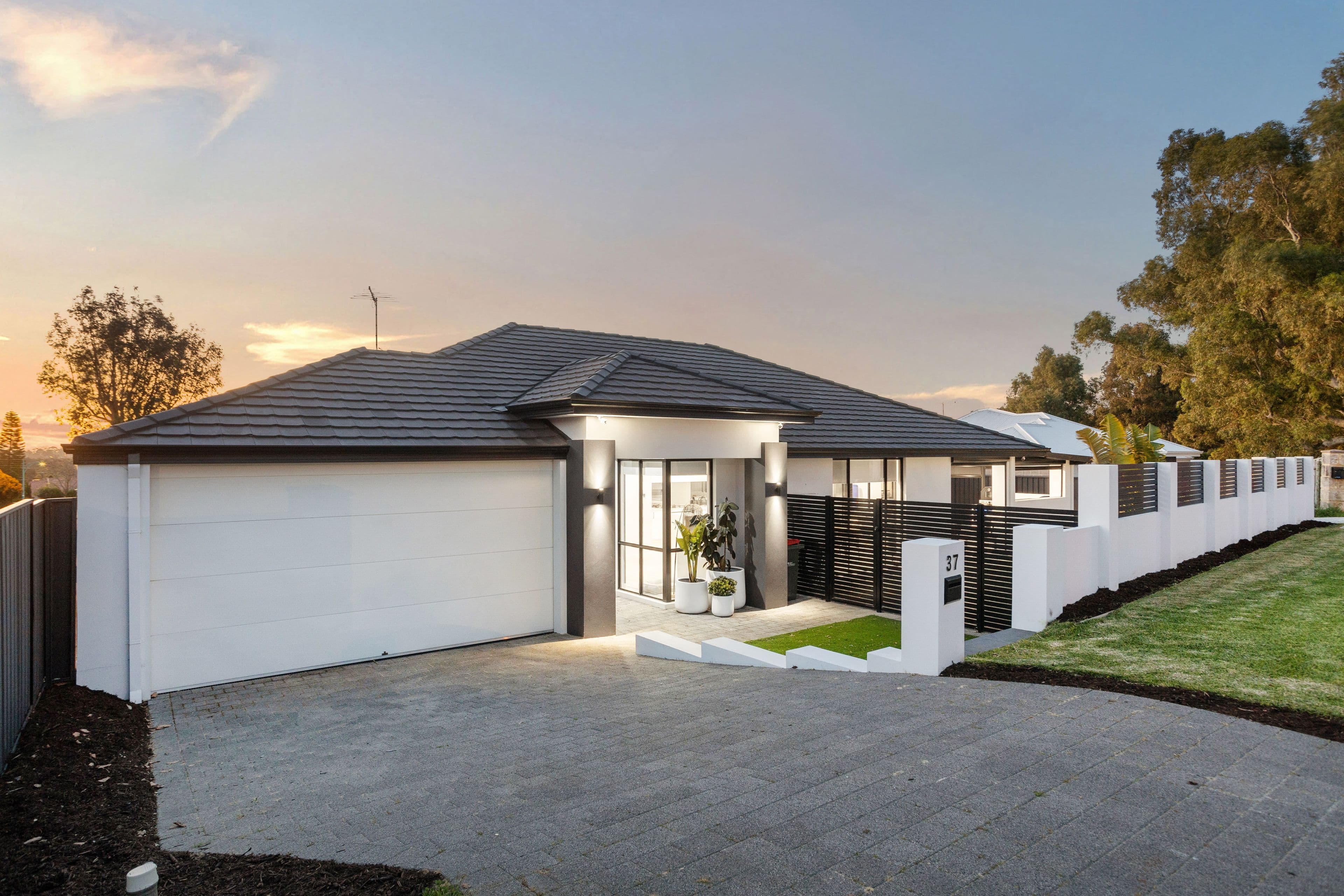 37 Calabrese Avenue, Wanneroo WA 6065, Wanneroo - Thumbnail 2