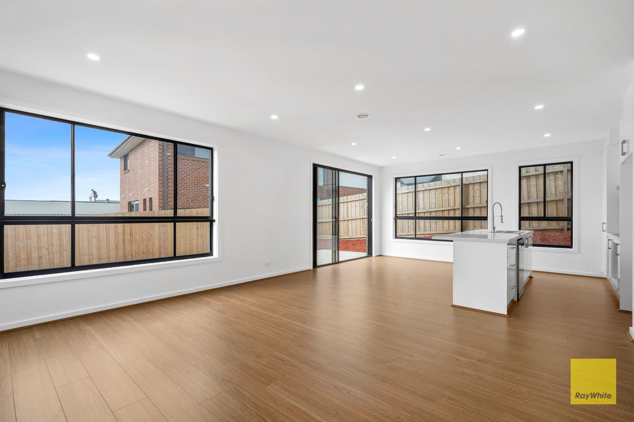 32 Frogmore Way, Highton VIC 3216, Highton - Thumbnail 3