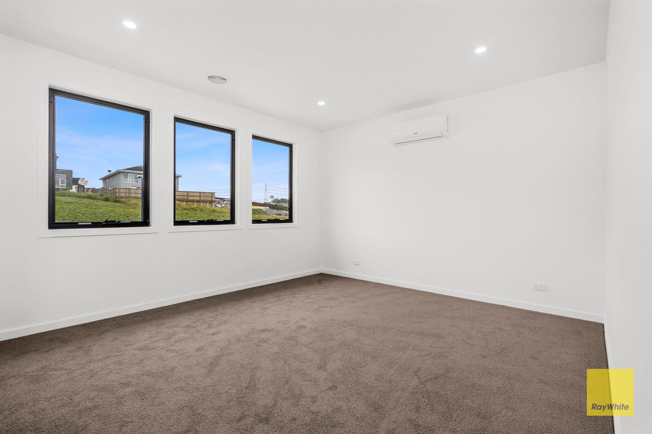 32 Frogmore Way, Highton VIC 3216, Highton - Thumbnail 5